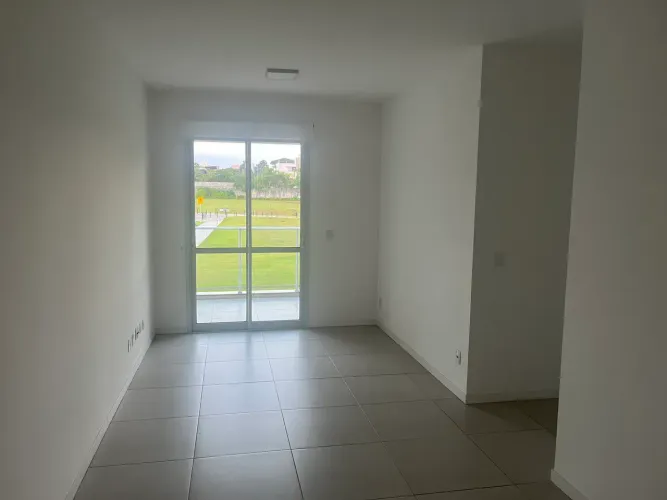 Apartamento de 2 quartos para locação no Campeche