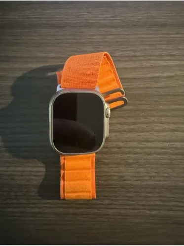 Apple Watch Ultra 49mm titânio GPS + celular