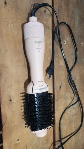 Escova Secadora Britânia de Cabelo 1300W