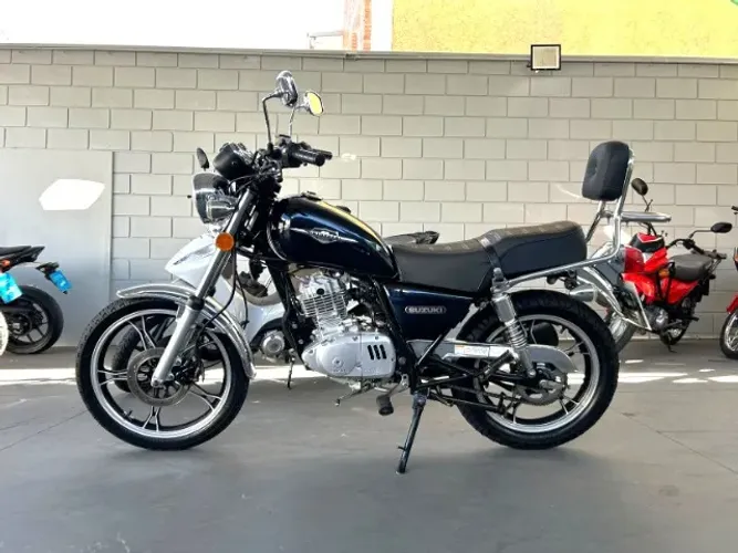 SUZUKI INTRUDER 125 2012