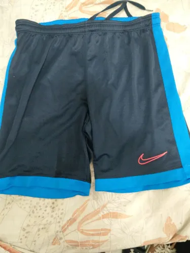 Calção esportivo Nike original,usado poucas vezes 