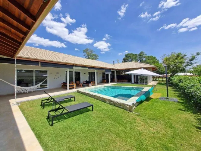 Casa para venda no Condomínio Haras Paineiras - Salto/SP