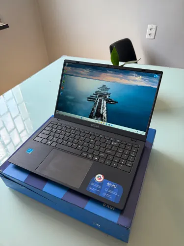 Notebook Seminovo 2 Meses de Uso Ideal Para Estudos e Trabalhos