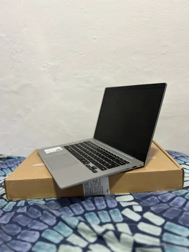 SAMSUNG GALAXY BOOK GO - C/ CAIXA