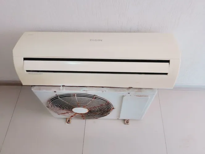 Ar condicionado com instalação