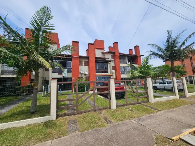 Duplex para venda tem 54 metros quadrados com 1 quarto em Capão Novo - Capão da Canoa - RS