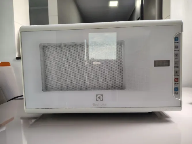 Vendo microondas 31 litros