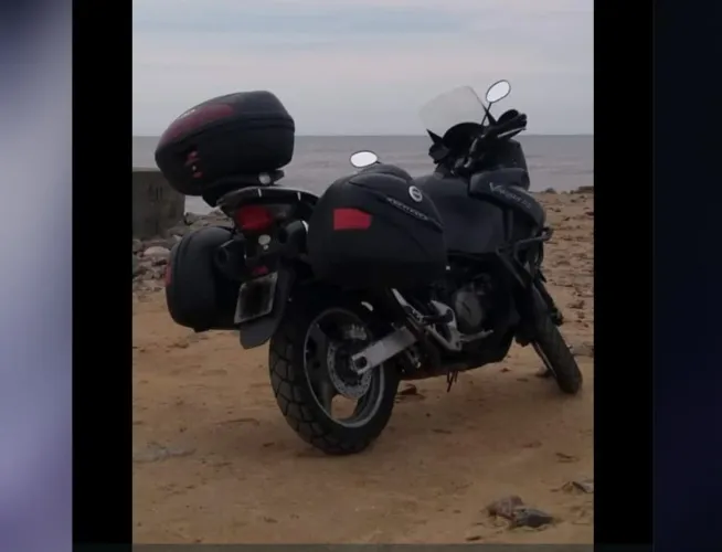 Curta o verão com motocicleta Honda XL 1000 - Varadero 