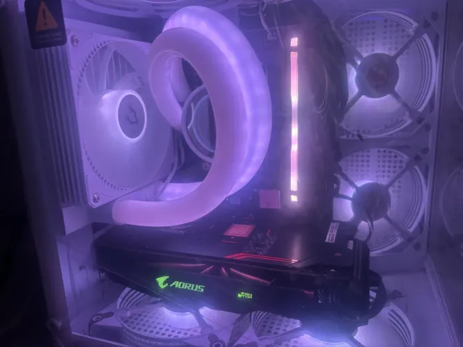 Pc gamer com monitor