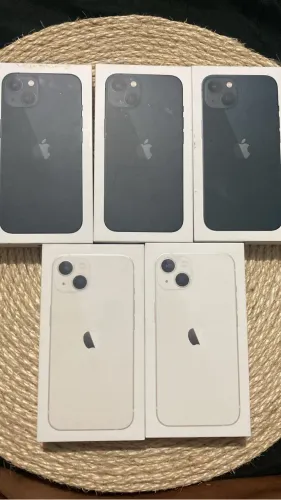 Caixa Preta Vazia de IPhone 13 