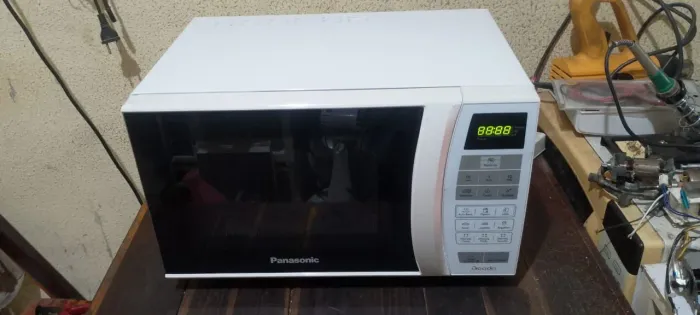 Microondas Panasonic 21L