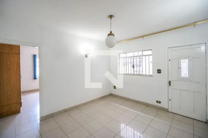 Casa à Venda - Vila Carrão, 2 Quartos, 120 m2