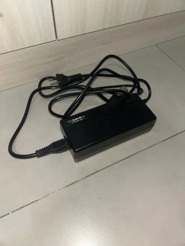 Carregador bateria Lev L