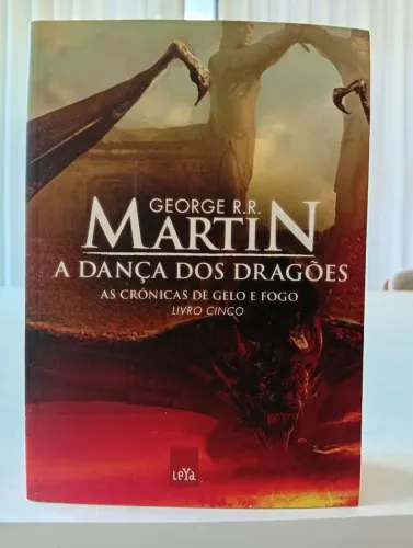 A Dança dos Dragões - Livro de Martin