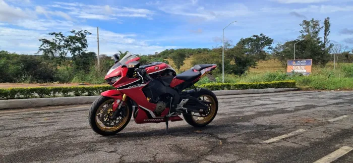 CBR 1000 rr Fireblade 2018