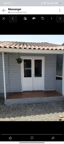 CASA COM PÁTIO, ACEITO PET.