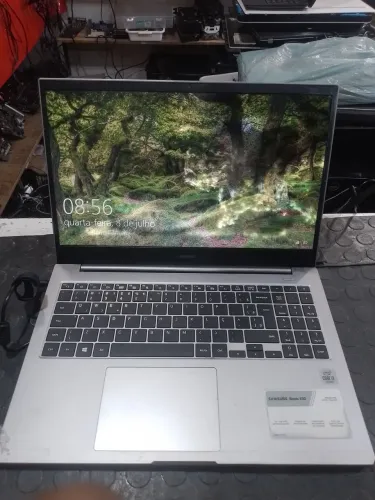 Samsung Book E30 i3