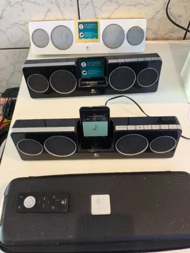 PURE-FI  ANYWHERE CAIXA LOGITECH S-OOOOI (LOTE com 3 unid) No estado PARA PEÇAS OU REPARO