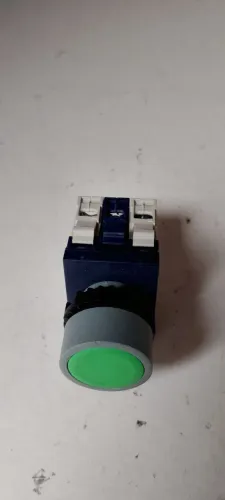 Botão pulsador verde faceado Weg 22 mm 3NA