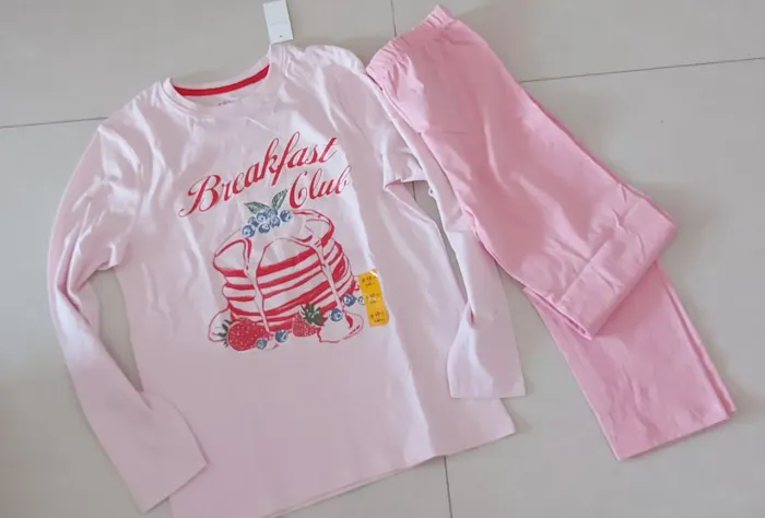 Pijama 10 anos, em malha, novo