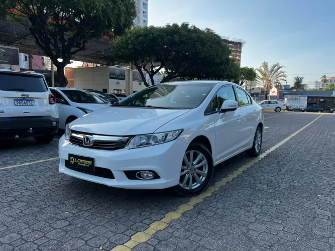 Honda Civic Sedan LXR 2.0 Flexone 16V Aut. 4P 2014
