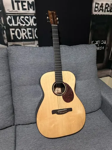 Violao luthier MARTIN OM28
