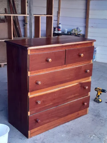 Cômoda  toda d muracatiara 