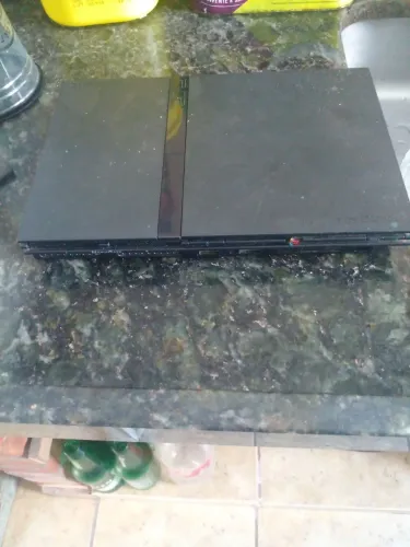 Leia o anúncio: PlayStation 2 com defeito