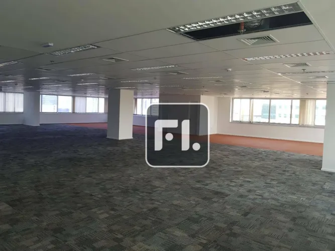 Conjunto para alugar, 2452 m² - Chácara Santo Antônio (Zona Sul) - São Paulo/SP