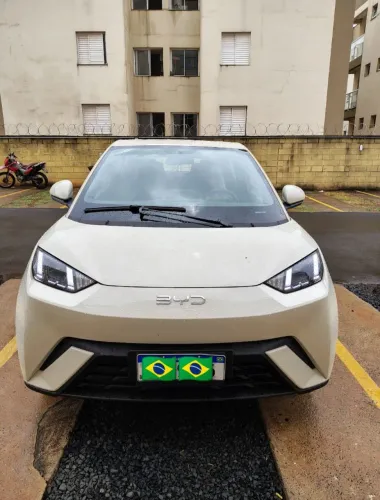 BYD Dolphin Mini (Elétrico) 2025