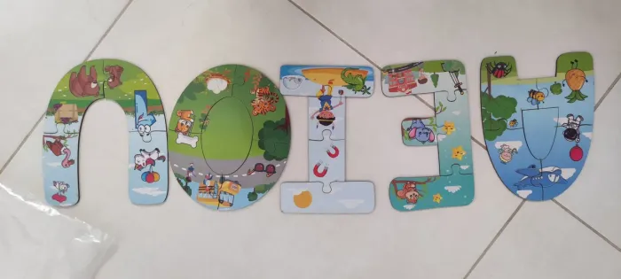 Vários quebra-cabeças - jogo brinquedo