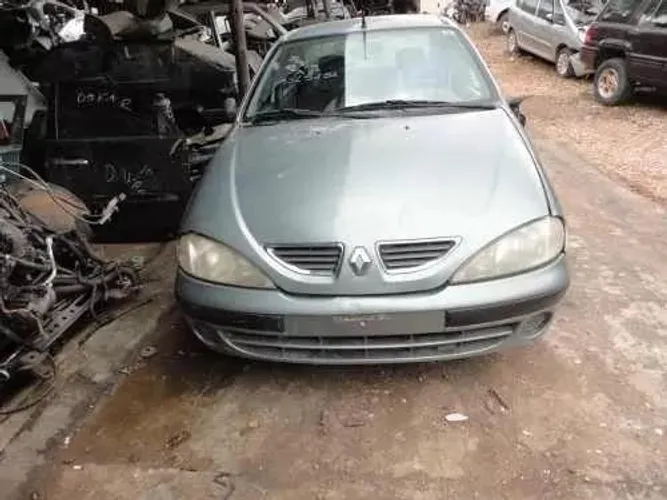 Sucata Renault Megane 1.6 2001 Retirada De Peças