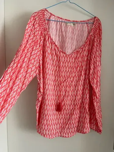 Camisa fluida estilo bata 