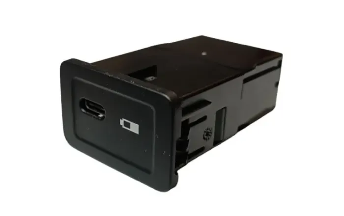 Entrada Usb Painel Mercedes Sprinter 416