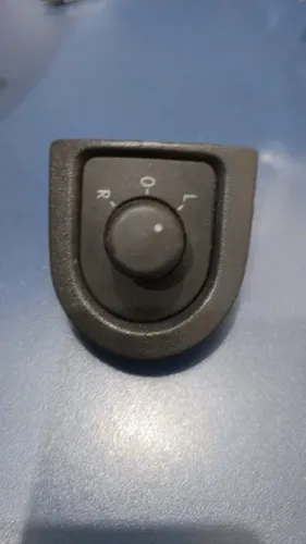 Interruptor de regulagem do retrovisor elétrico para Gol, Voyage, Saveiro 2010 a 2023