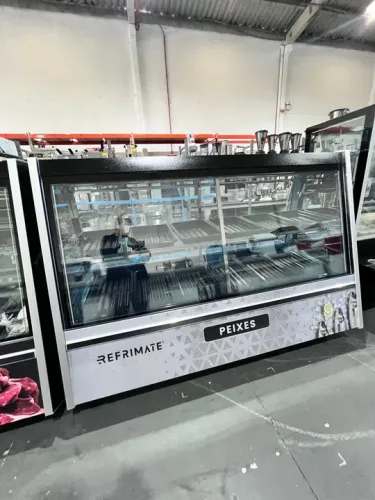 Balcão para peixaria 2 metros com vidro aquecido - promta entrega