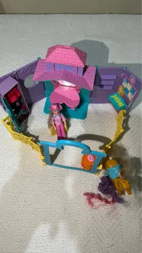 Polly pocket farm