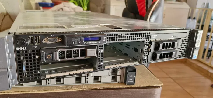 Servidor Dell PowerEdge R710 - Potente e Desempenho Imbatível