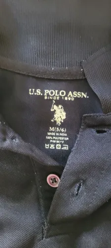 Camiseta Polo Preta US - 5/6 Anos