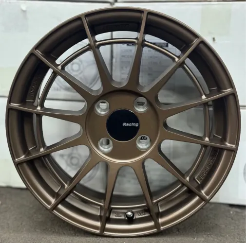 Rodas exclusivas aro 15 tala 6.5 4x100