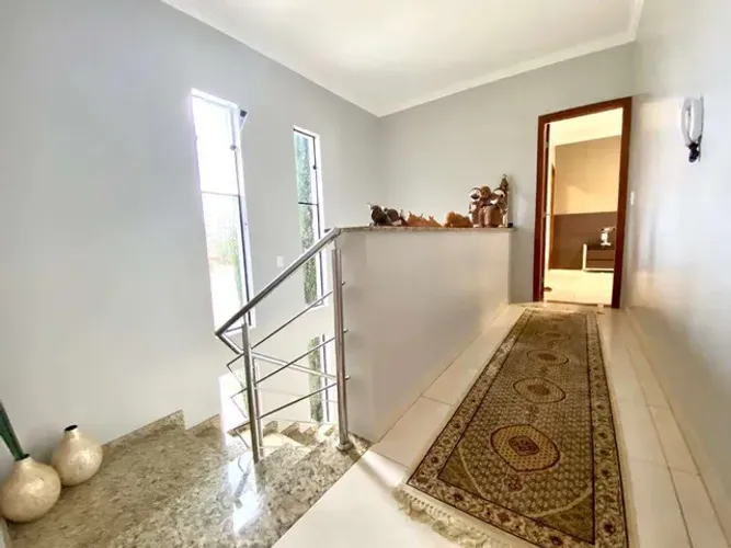 Imobiliária Jardim Botânico -Casa Condomínio Jardim Botânico à venda