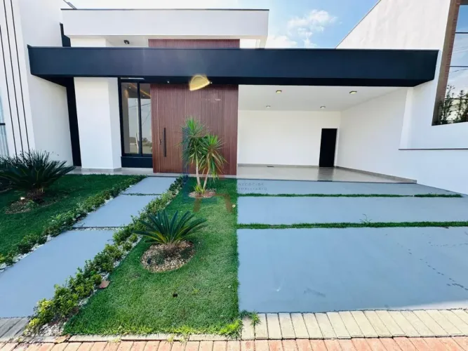 Casa Com Piscina Condomínio sendo 3 Suítes Laguna Indaiatuba