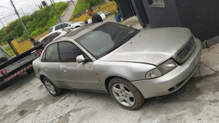 Audi A4 1995 2.8 Sucata para retirada de peças