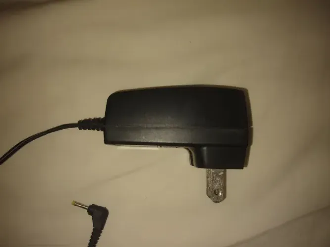 Carregador do HT Yaesu modelo vx-2r e vx-3r original