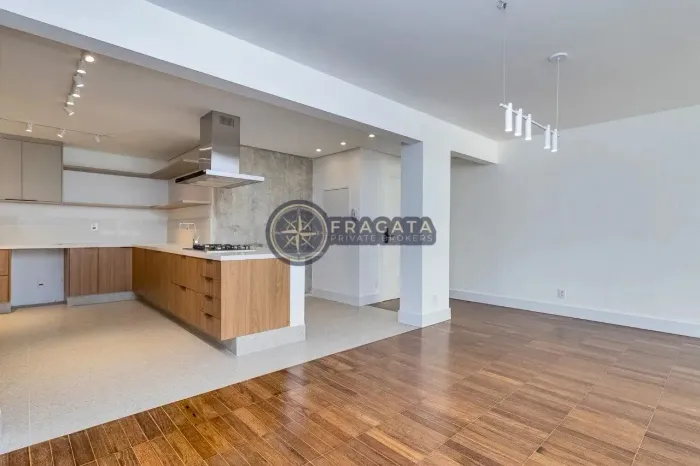 Apartamento Reformado à venda com 128 m² - 3 suítes e 1 Vaga - Higienópolis / SP