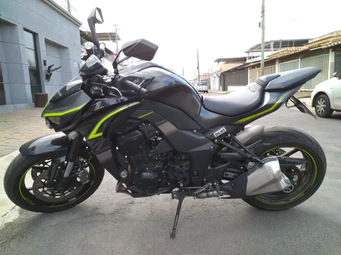 Z1000 R Editon