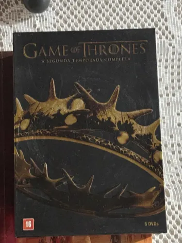 Box DVD da 1ª a 5ª Temporada de Game Of Thrones + Livro A Dança dos Dragões 