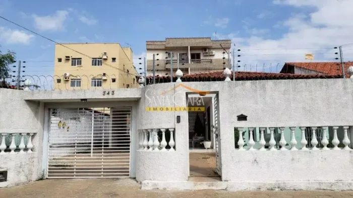 Santa Clara® Vende Casa px Shopping Rio Poty , 04 quartos, garagem  | Cabral - Teresina