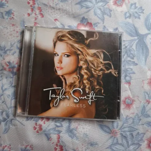 CD: Fearless (Taylor Swift)