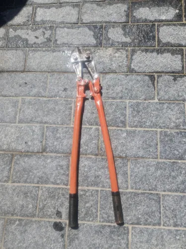 Corta Vergalhão Profissional